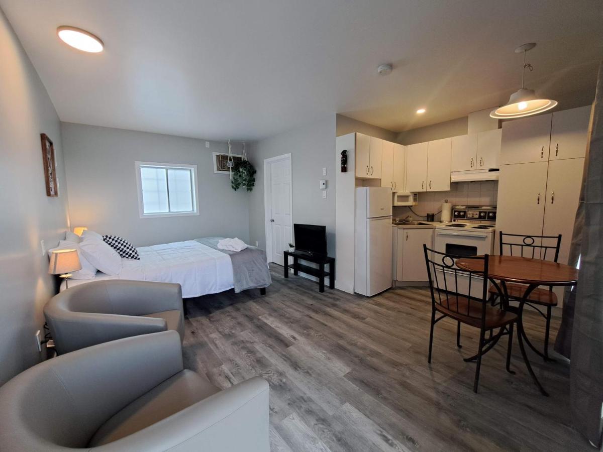 Appartement Habitations Zenith à Sainte-Anne-de-Beaupré Extérieur photo