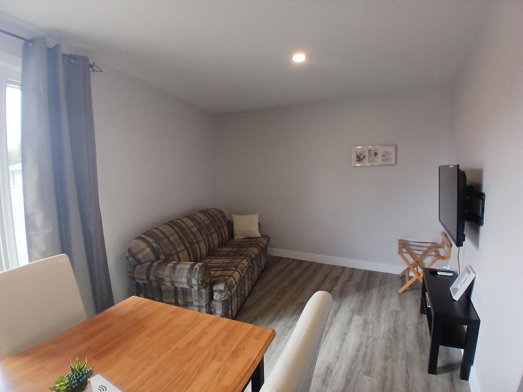Appartement Habitations Zenith à Sainte-Anne-de-Beaupré Extérieur photo